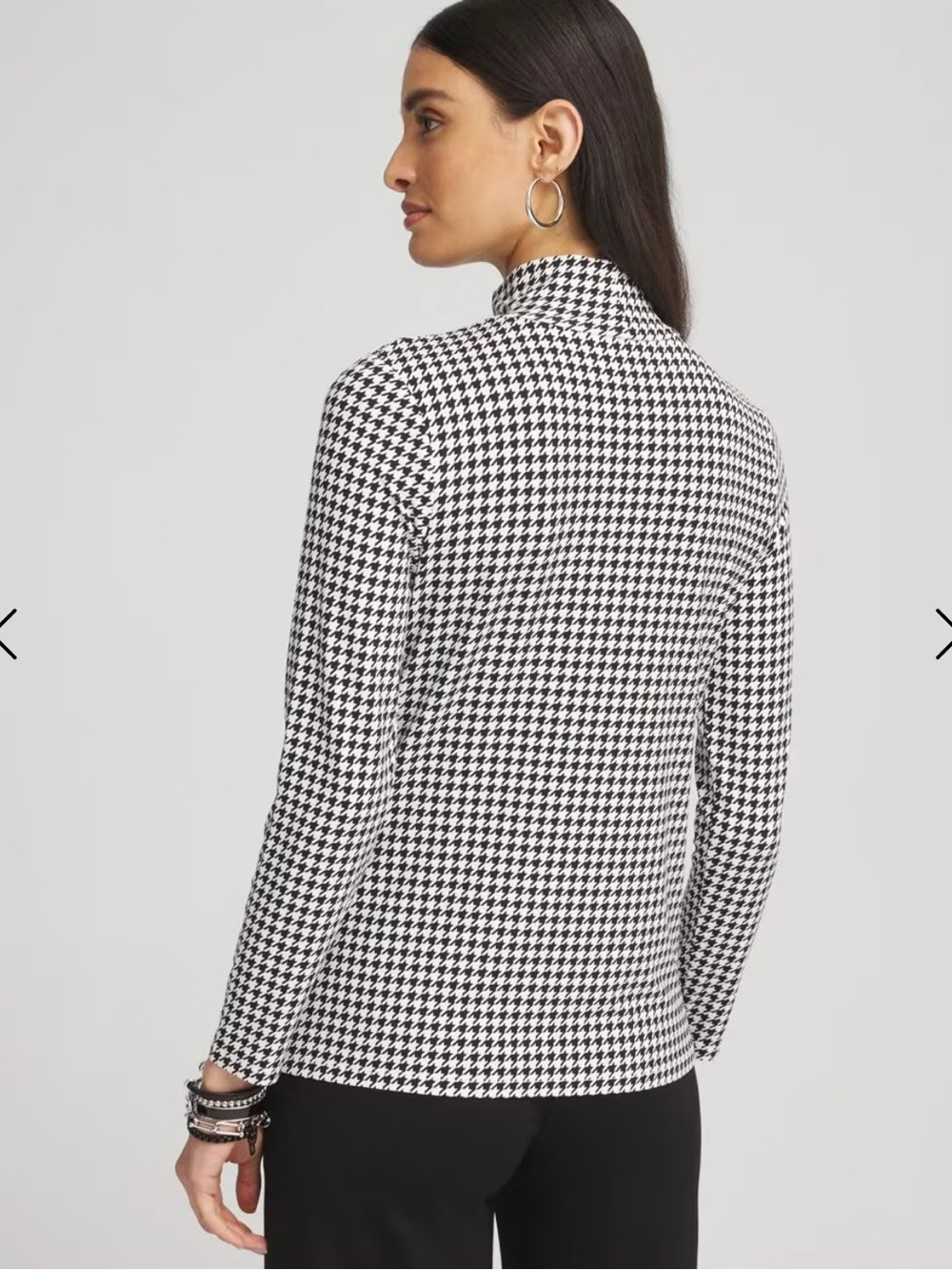 Uniqlo Black and White Houndstooth Long Sleeve Mock Neck Top,Size Small - Picture 2 of 8